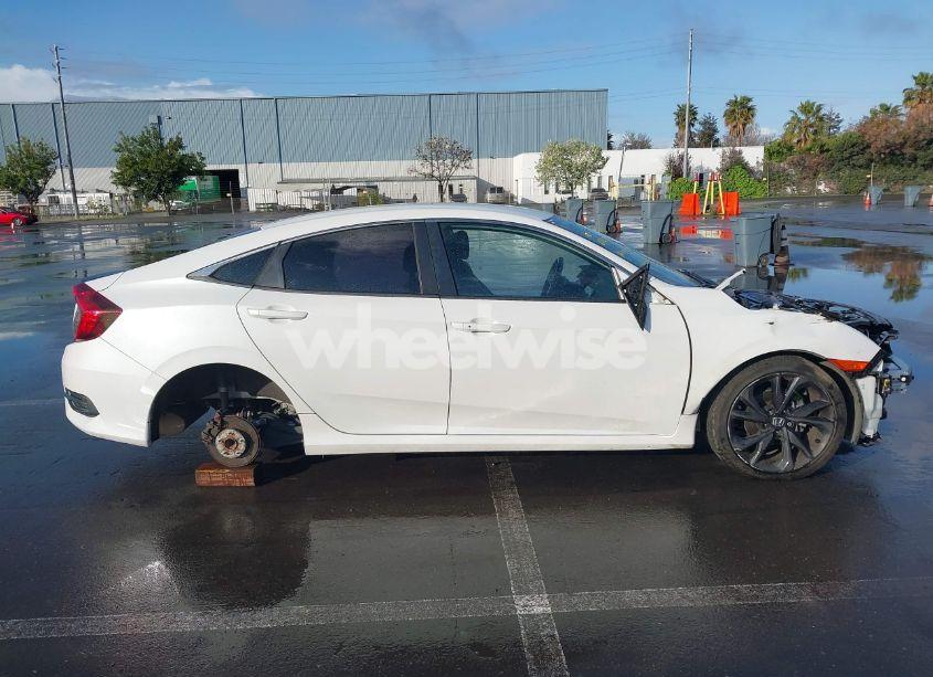 Photo 12 of 2019 Honda Civic SPORT (VIN 19XFC2F86KE215368)
