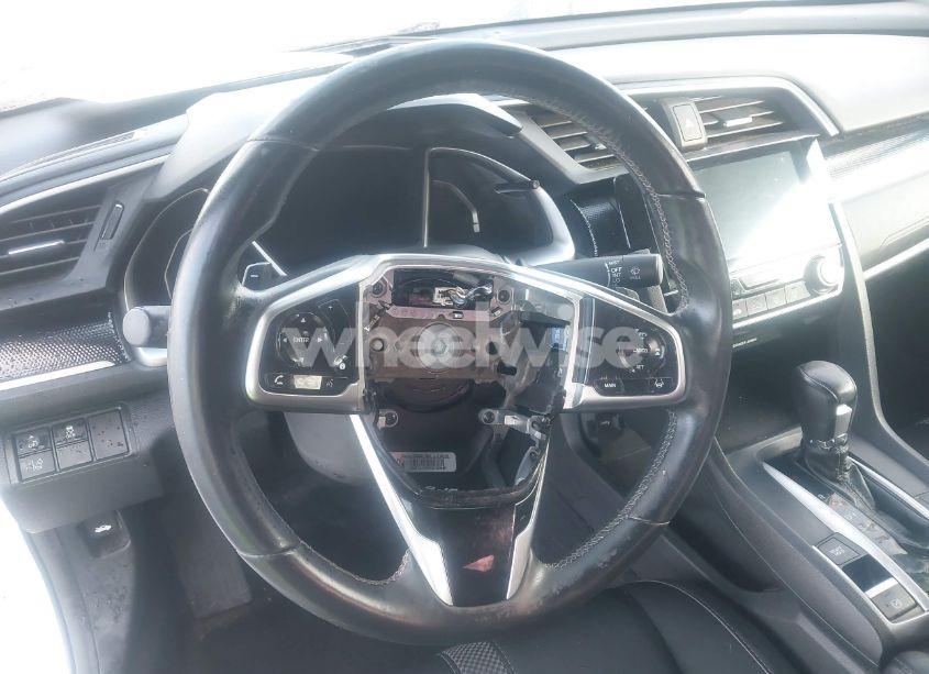 Photo 16 of 2019 Honda Civic SPORT (VIN 19XFC2F86KE215368)