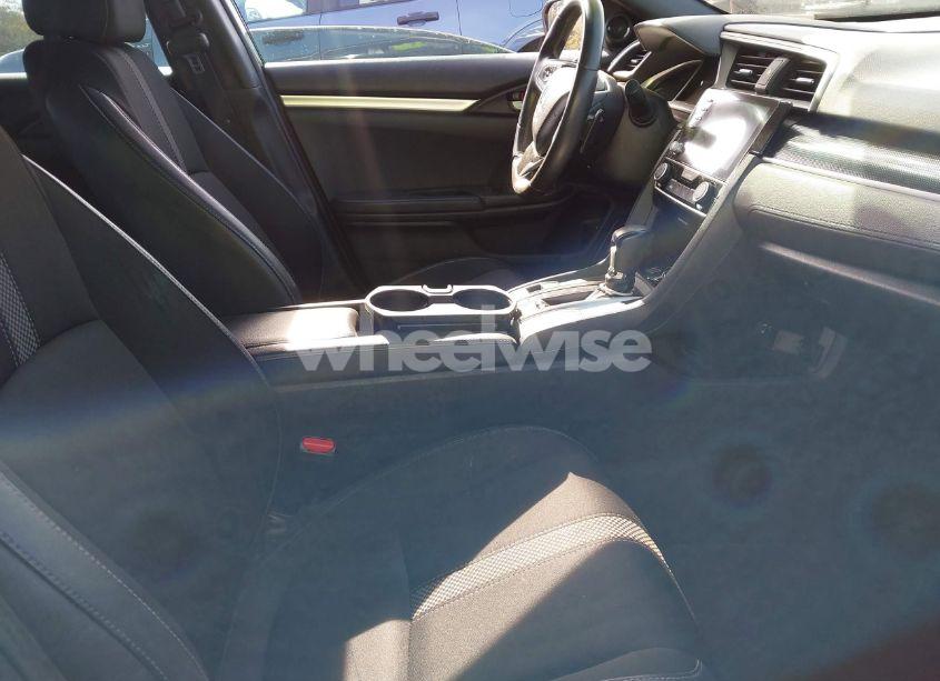 Photo 5 of 2020 Honda Civic SPORT (VIN 19XFC2F86LE015902)