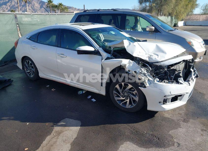 2017 Honda Civic EX (VIN 19XFC2F87HE055865) main photo