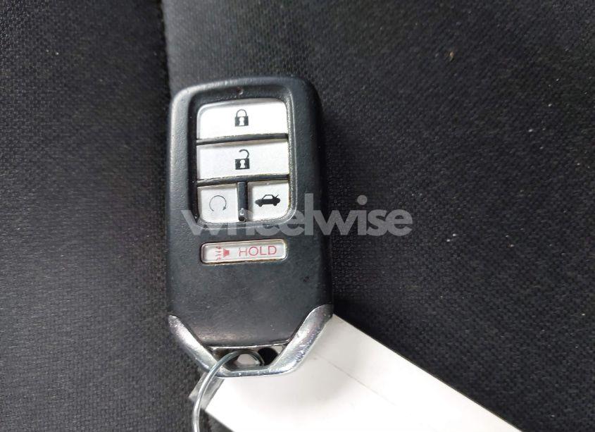 Photo 11 of 2019 Honda Civic SPORT (VIN 19XFC2F87KE027815)