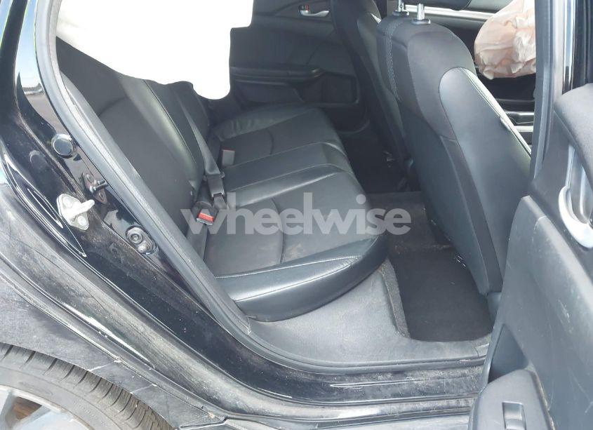 Photo 8 of 2019 Honda Civic SPORT (VIN 19XFC2F87KE027815)