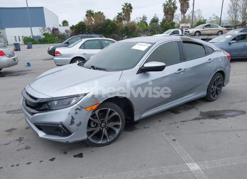 Photo 2 of 2019 Honda Civic SPORT (VIN 19XFC2F87KE202922)