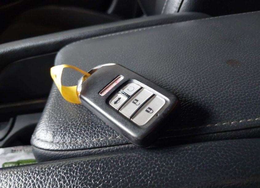 Photo 11 of 2019 Honda Civic SPORT (VIN 19XFC2F87KE213161)