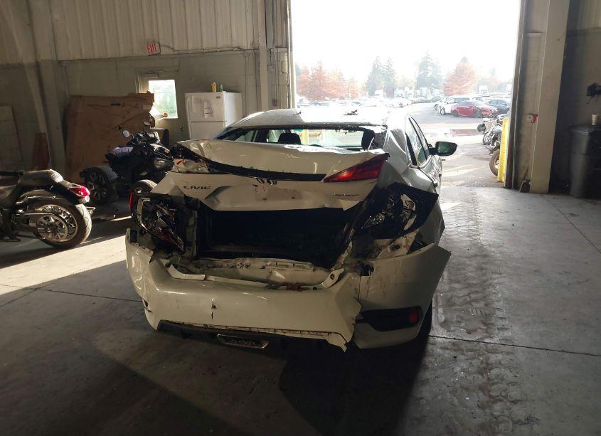 Photo 16 of 2019 Honda Civic SPORT (VIN 19XFC2F87KE213161)