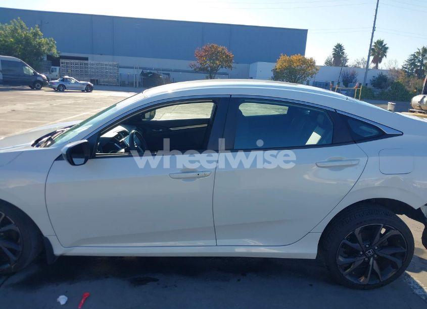 Photo 14 of 2020 Honda Civic SPORT (VIN 19XFC2F87LE207569)