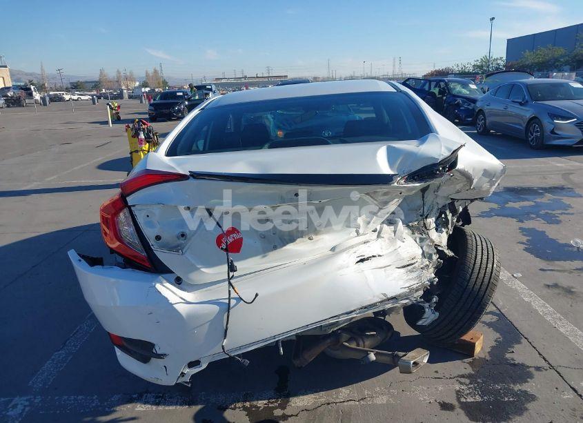 Photo 16 of 2020 Honda Civic SPORT (VIN 19XFC2F87LE207569)