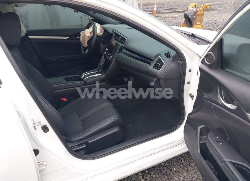 Photo 5 of 2020 Honda Civic SPORT (VIN 19XFC2F87LE216756)