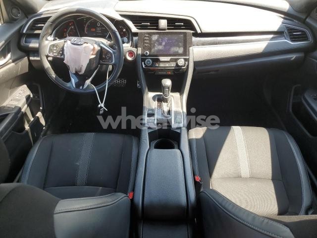 Photo 3 of 2019 HONDA CIVIC SPORT (VIN 19XFC2F88KE002664)