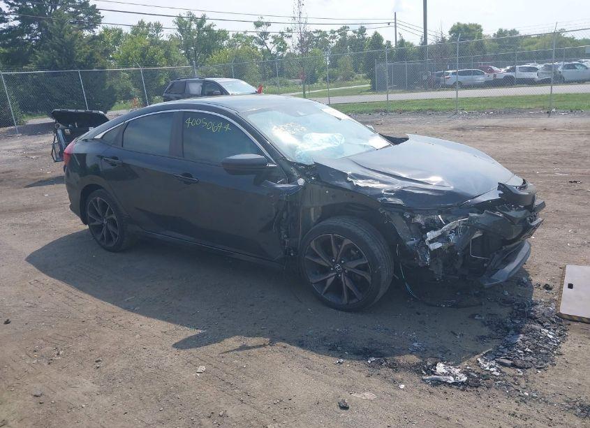 2019 Honda Civic SPORT (VIN 19XFC2F88KE024339) main photo