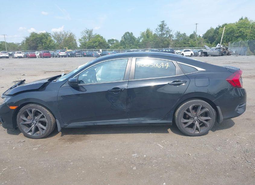 Photo 14 of 2019 Honda Civic SPORT (VIN 19XFC2F88KE024339)