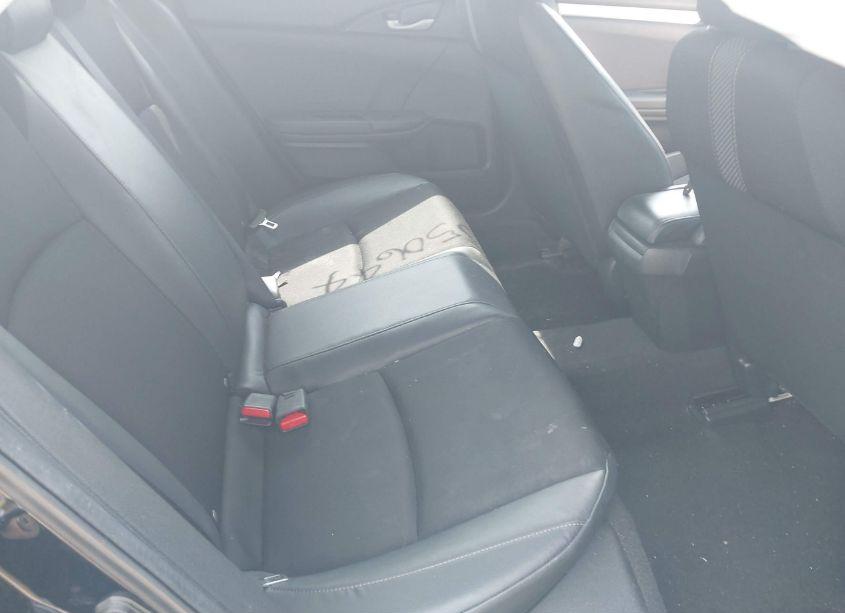 Photo 8 of 2019 Honda Civic SPORT (VIN 19XFC2F88KE024339)