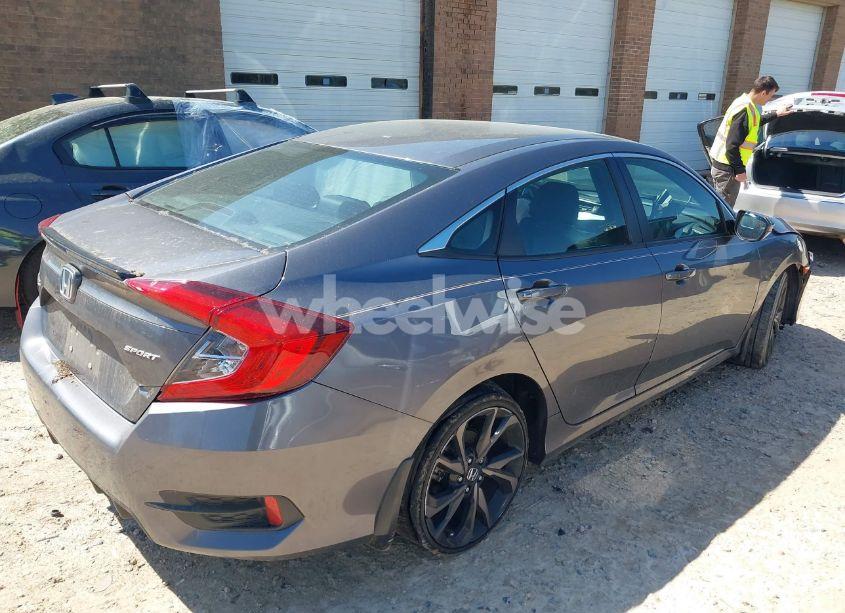 Photo 4 of 2019 Honda Civic SPORT (VIN 19XFC2F88KE028035)