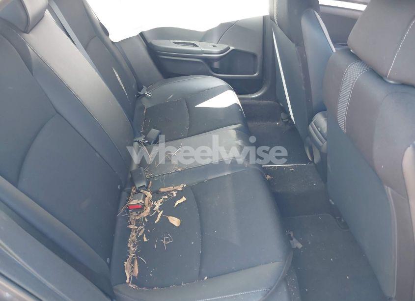 Photo 8 of 2019 Honda Civic SPORT (VIN 19XFC2F88KE028035)