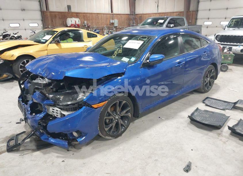 Photo 2 of 2021 Honda Civic SPORT (VIN 19XFC2F88ME201023)