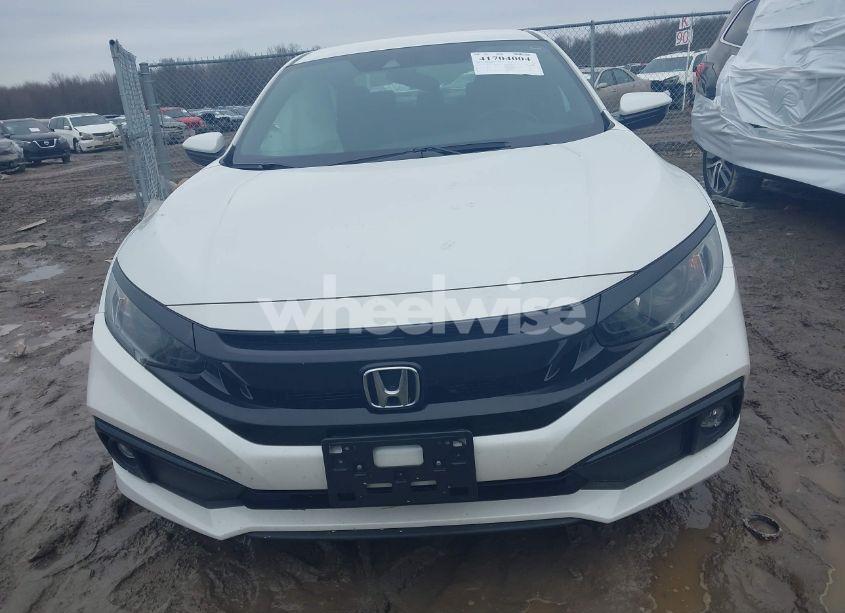 Photo 12 of 2019 Honda Civic SPORT (VIN 19XFC2F89KE013334)