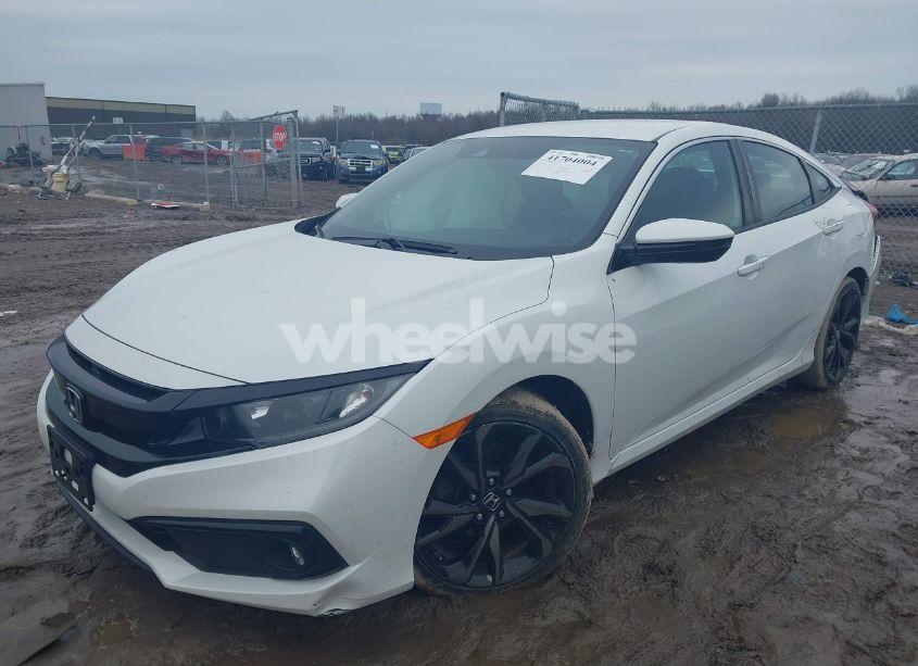 Photo 2 of 2019 Honda Civic SPORT (VIN 19XFC2F89KE013334)