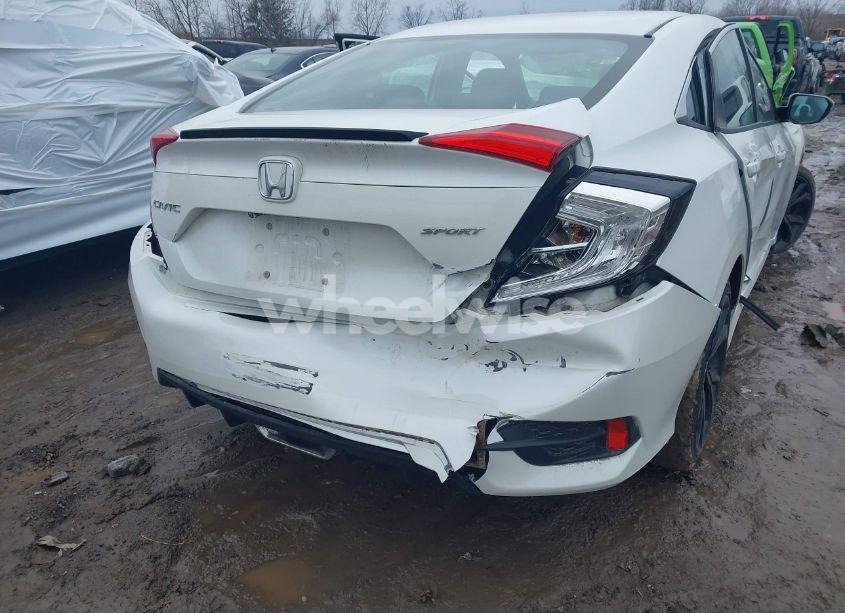 Photo 6 of 2019 Honda Civic SPORT (VIN 19XFC2F89KE013334)