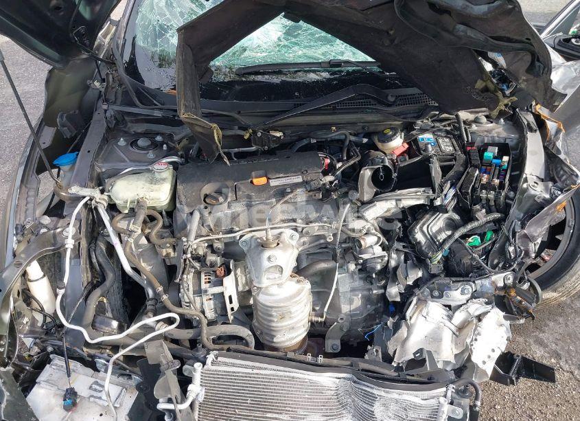 Photo 10 of 2019 Honda Civic SPORT (VIN 19XFC2F89KE020431)