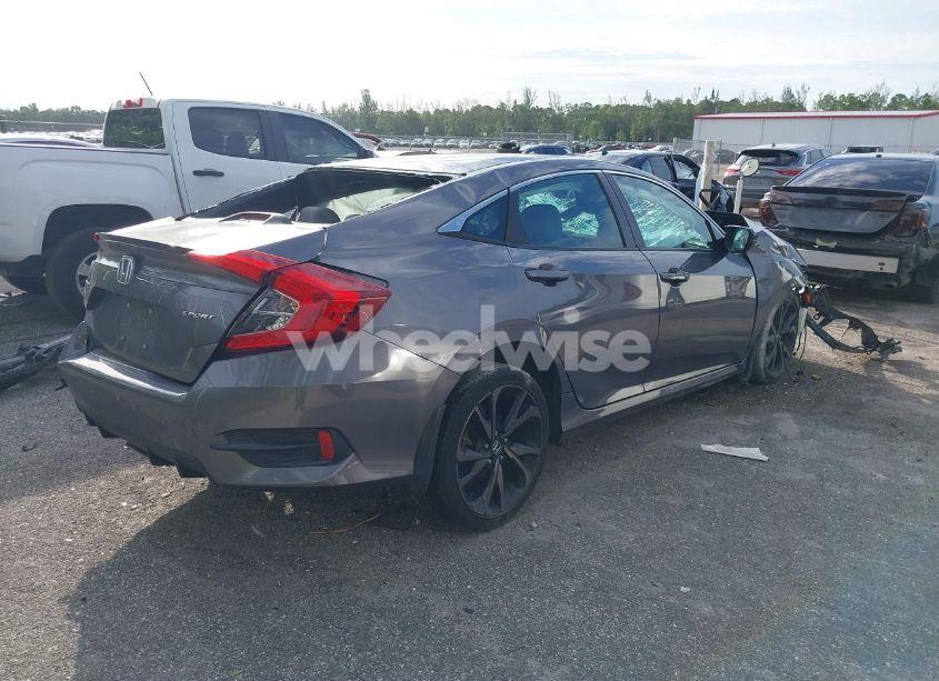 Photo 4 of 2019 Honda Civic SPORT (VIN 19XFC2F89KE020431)