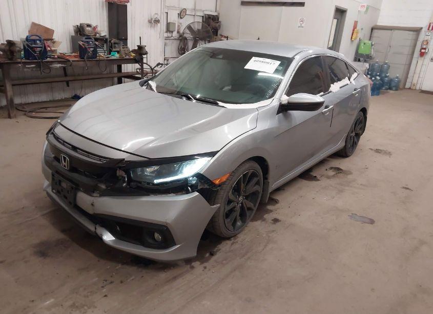 Photo 2 of 2019 Honda Civic SPORT (VIN 19XFC2F89KE034331)