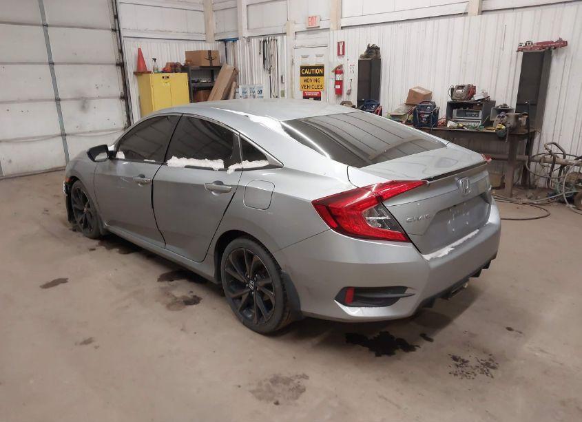 Photo 3 of 2019 Honda Civic SPORT (VIN 19XFC2F89KE034331)