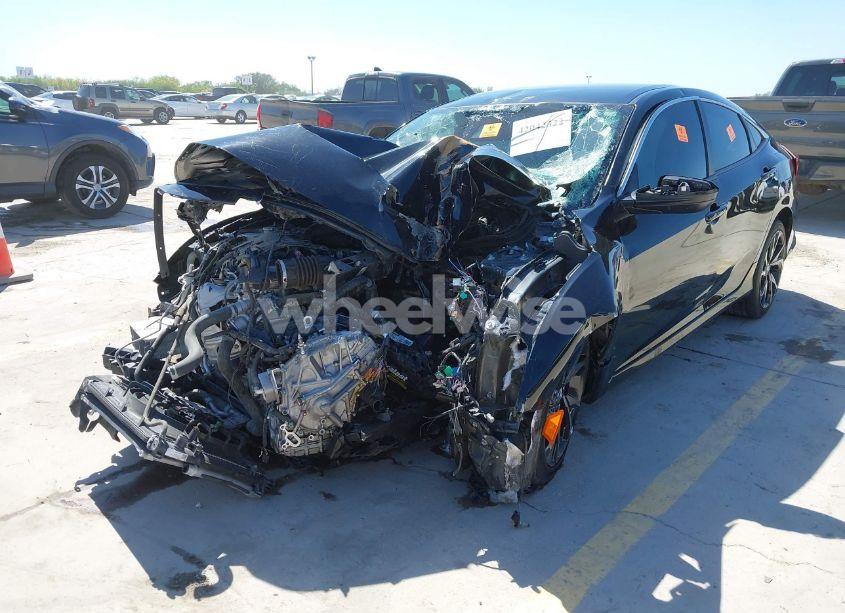 Photo 2 of 2019 Honda Civic SPORT (VIN 19XFC2F89KE051016)