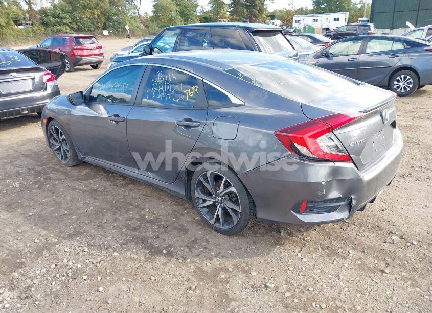 Photo 6 of 2019 Honda Civic SPORT (VIN 19XFC2F89KE211797)