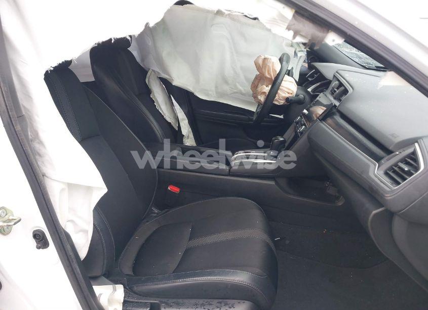 Photo 5 of 2020 Honda Civic SPORT (VIN 19XFC2F89LE004134)