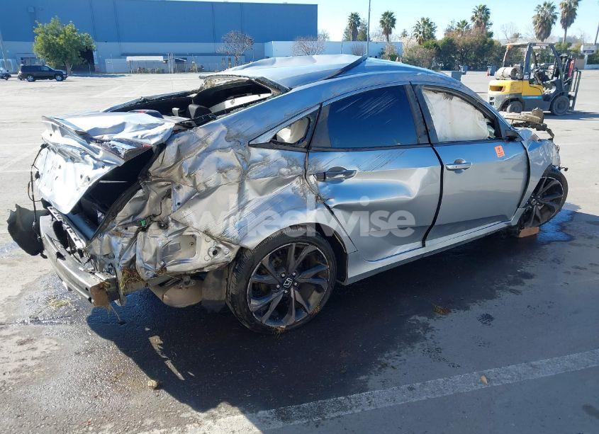 Photo 4 of 2020 Honda Civic SPORT (VIN 19XFC2F89LE211249)