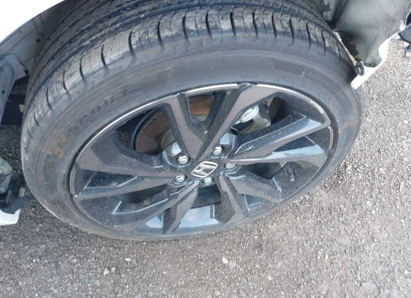 Photo 12 of 2021 Honda Civic SPORT (VIN 19XFC2F89ME201273)