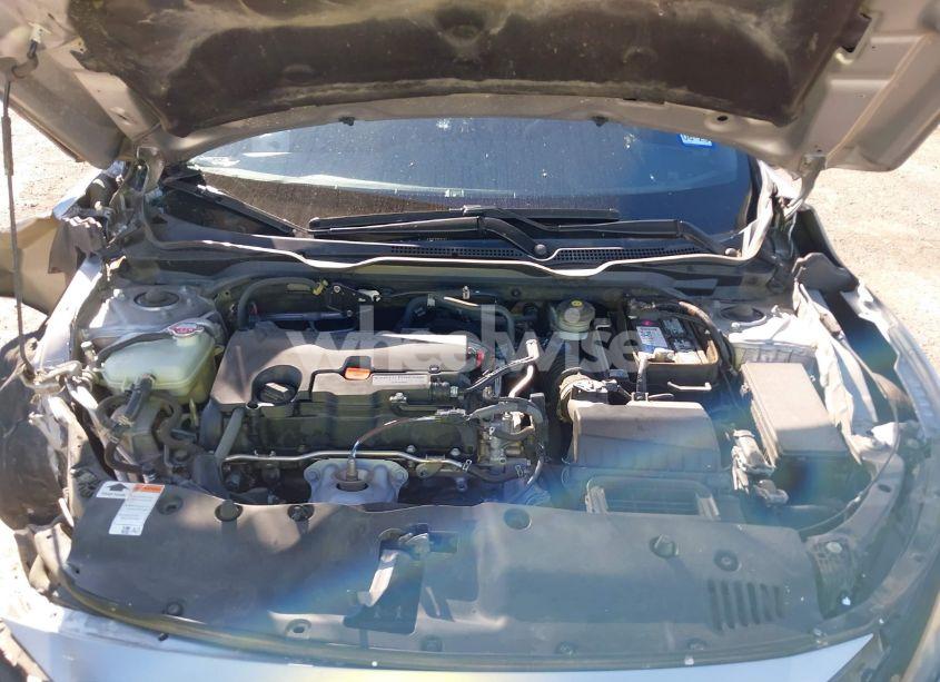 Photo 10 of 2019 Honda Civic SPORT (VIN 19XFC2F8XKE003394)