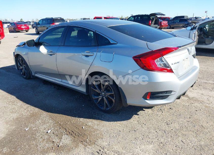 Photo 3 of 2019 Honda Civic SPORT (VIN 19XFC2F8XKE003394)