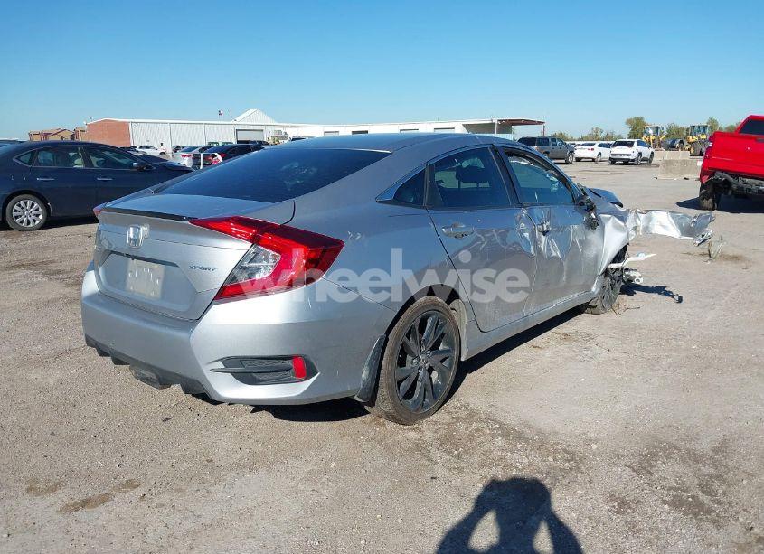 Photo 4 of 2019 Honda Civic SPORT (VIN 19XFC2F8XKE003394)
