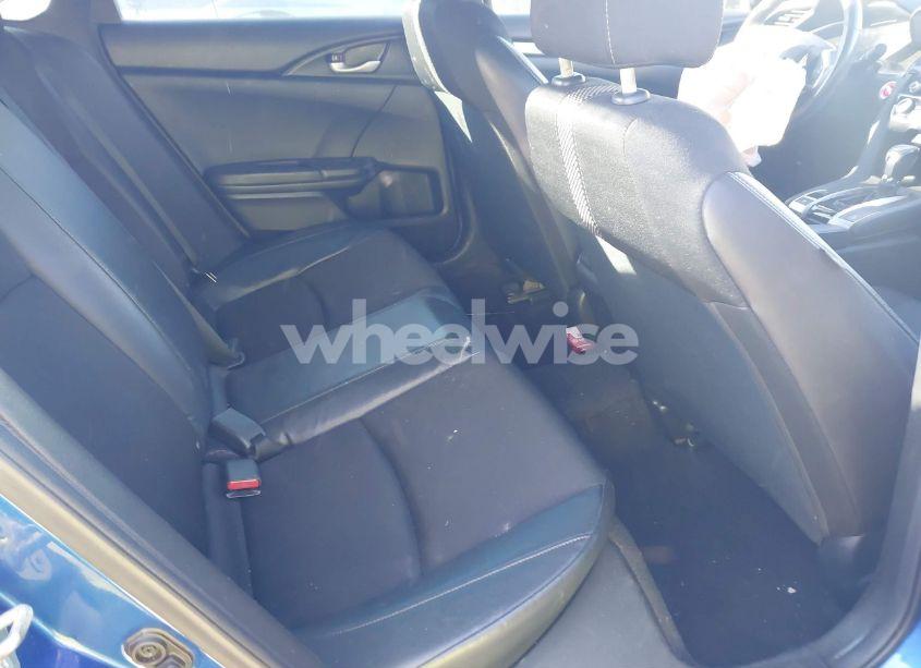 Photo 8 of 2019 Honda Civic SPORT (VIN 19XFC2F8XKE010149)