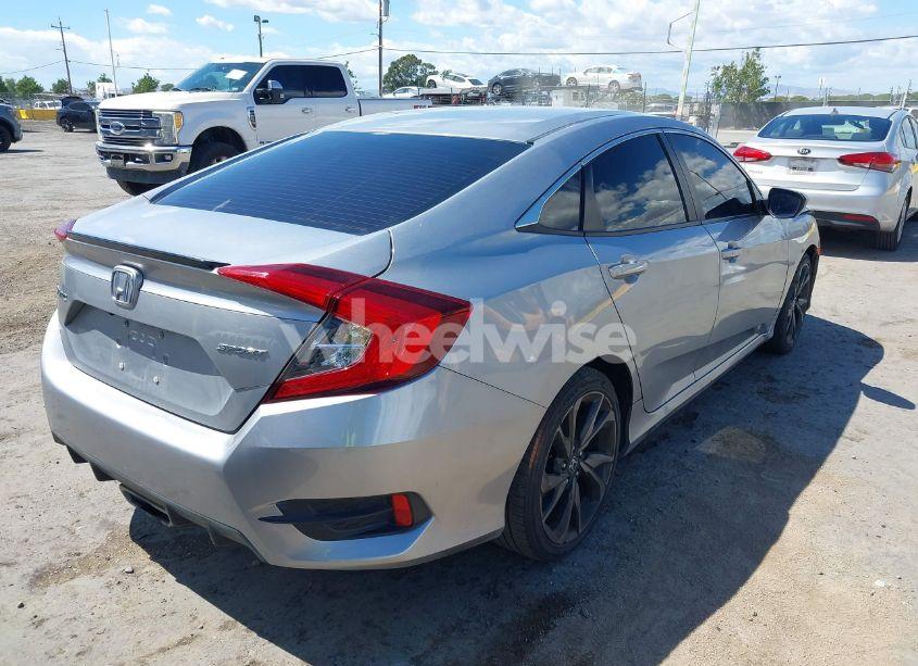 Photo 4 of 2019 Honda Civic SPORT (VIN 19XFC2F8XKE212232)