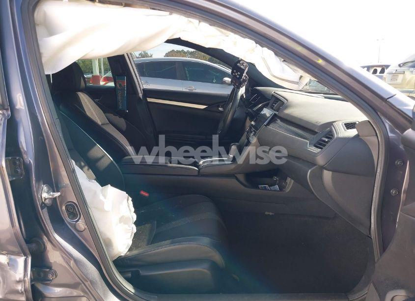 Photo 5 of 2020 Honda Civic SPORT (VIN 19XFC2F8XLE006961)