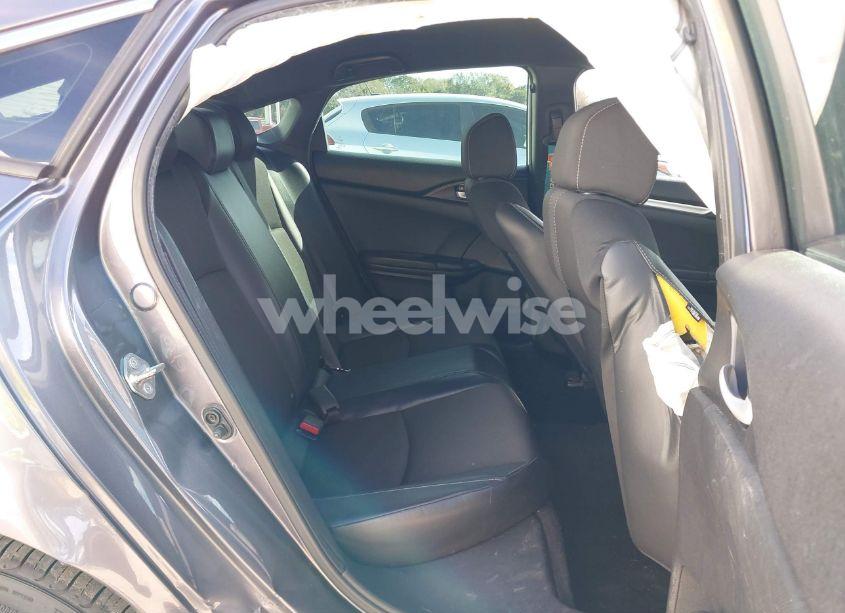 Photo 8 of 2020 Honda Civic SPORT (VIN 19XFC2F8XLE006961)