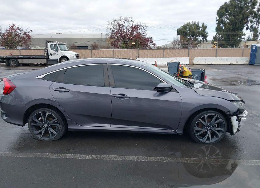Photo 13 of 2020 Honda Civic SPORT (VIN 19XFC2F8XLE214676)