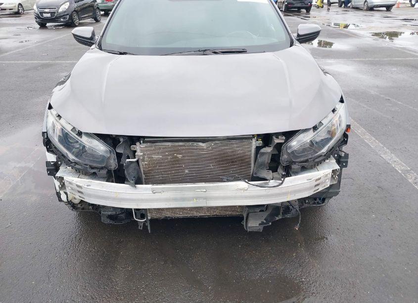 Photo 6 of 2020 Honda Civic SPORT (VIN 19XFC2F8XLE214676)