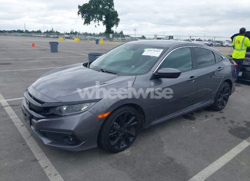 Photo 2 of 2021 Honda Civic SPORT (VIN 19XFC2F8XME201752)