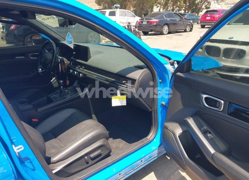 Photo 5 of 2023 Honda Civic SPORT TOURING (VIN 19XFL1G80PE003789)