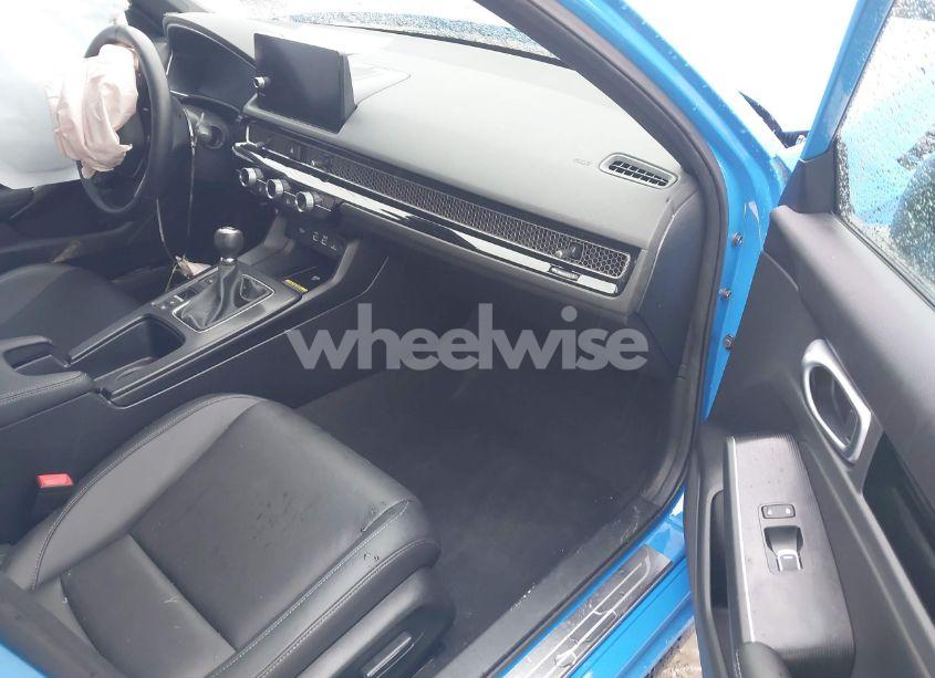 Photo 5 of 2024 Honda Civic SPORT TOURING (VIN 19XFL1G82RE006616)