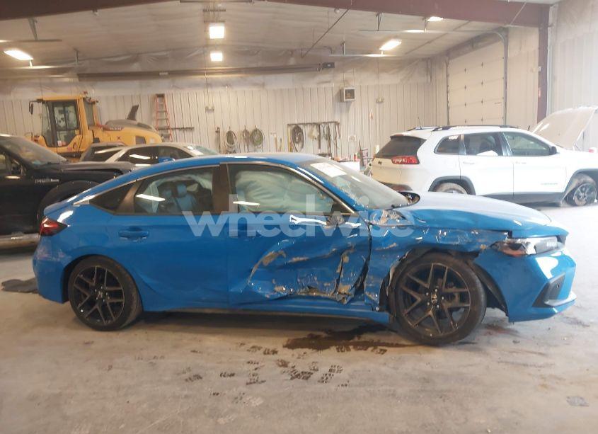 Photo 13 of 2024 Honda Civic SPORT TOURING (VIN 19XFL1G83RE008780)