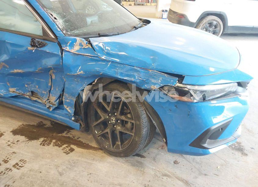 Photo 6 of 2024 Honda Civic SPORT TOURING (VIN 19XFL1G83RE008780)