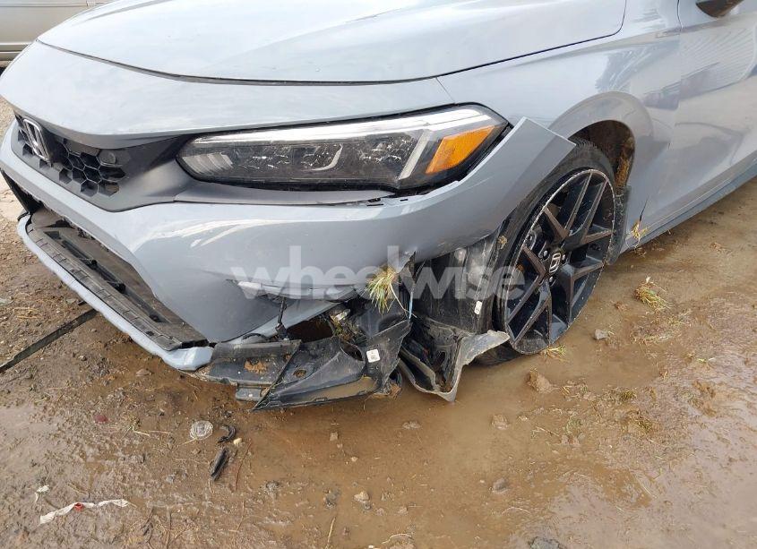 Photo 14 of 2024 Honda Civic SPORT TOURING (VIN 19XFL1G85RE004486)