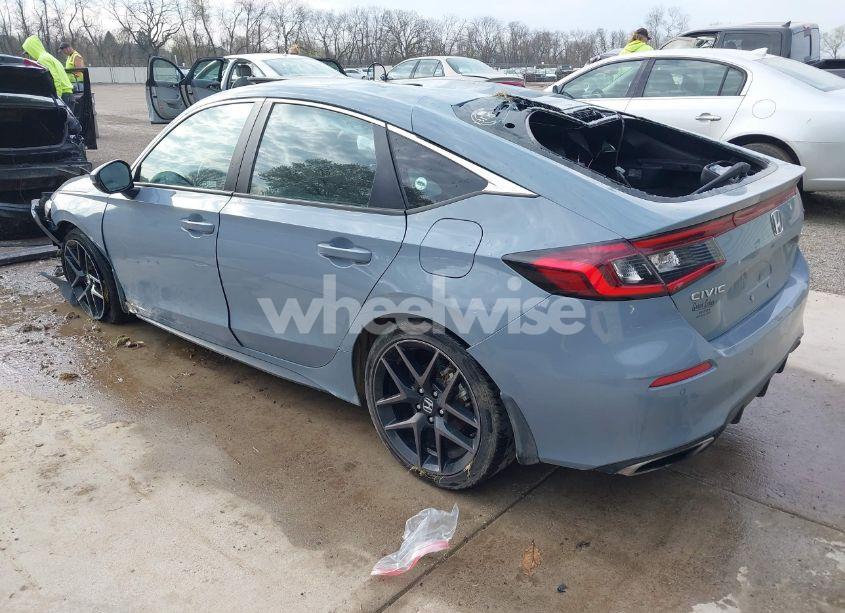 Photo 3 of 2024 Honda Civic SPORT TOURING (VIN 19XFL1G85RE004486)