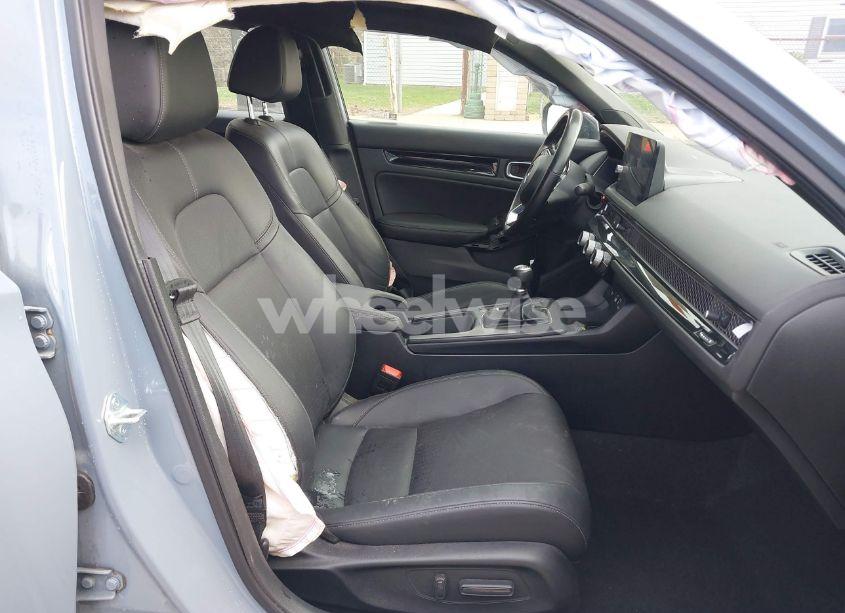 Photo 5 of 2024 Honda Civic SPORT TOURING (VIN 19XFL1G85RE004486)