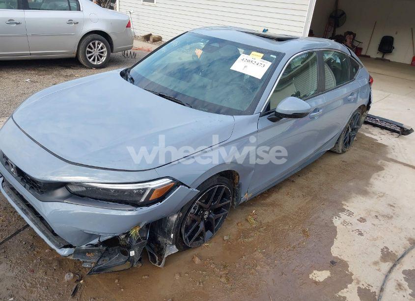 Photo 6 of 2024 Honda Civic SPORT TOURING (VIN 19XFL1G85RE004486)