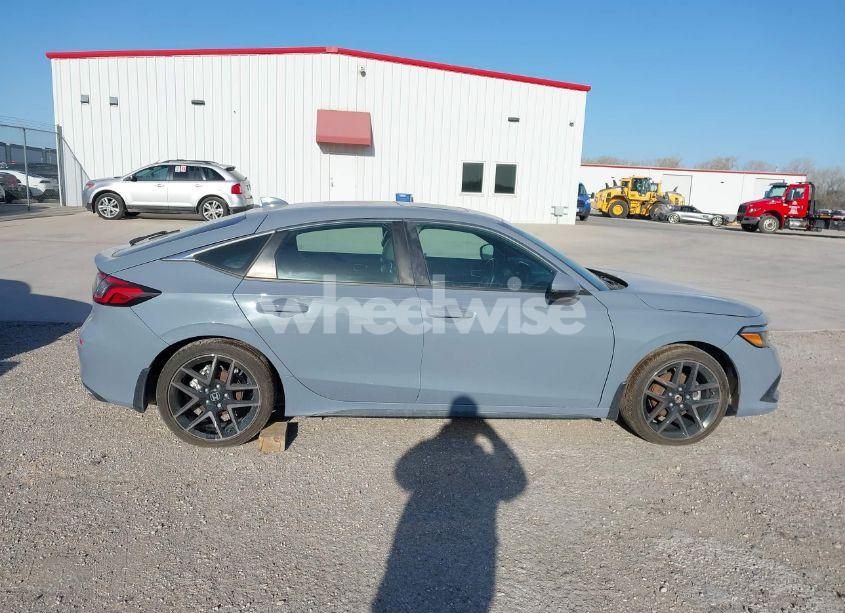 Photo 12 of 2022 Honda Civic SPORT TOURING (VIN 19XFL1G89NE009751)